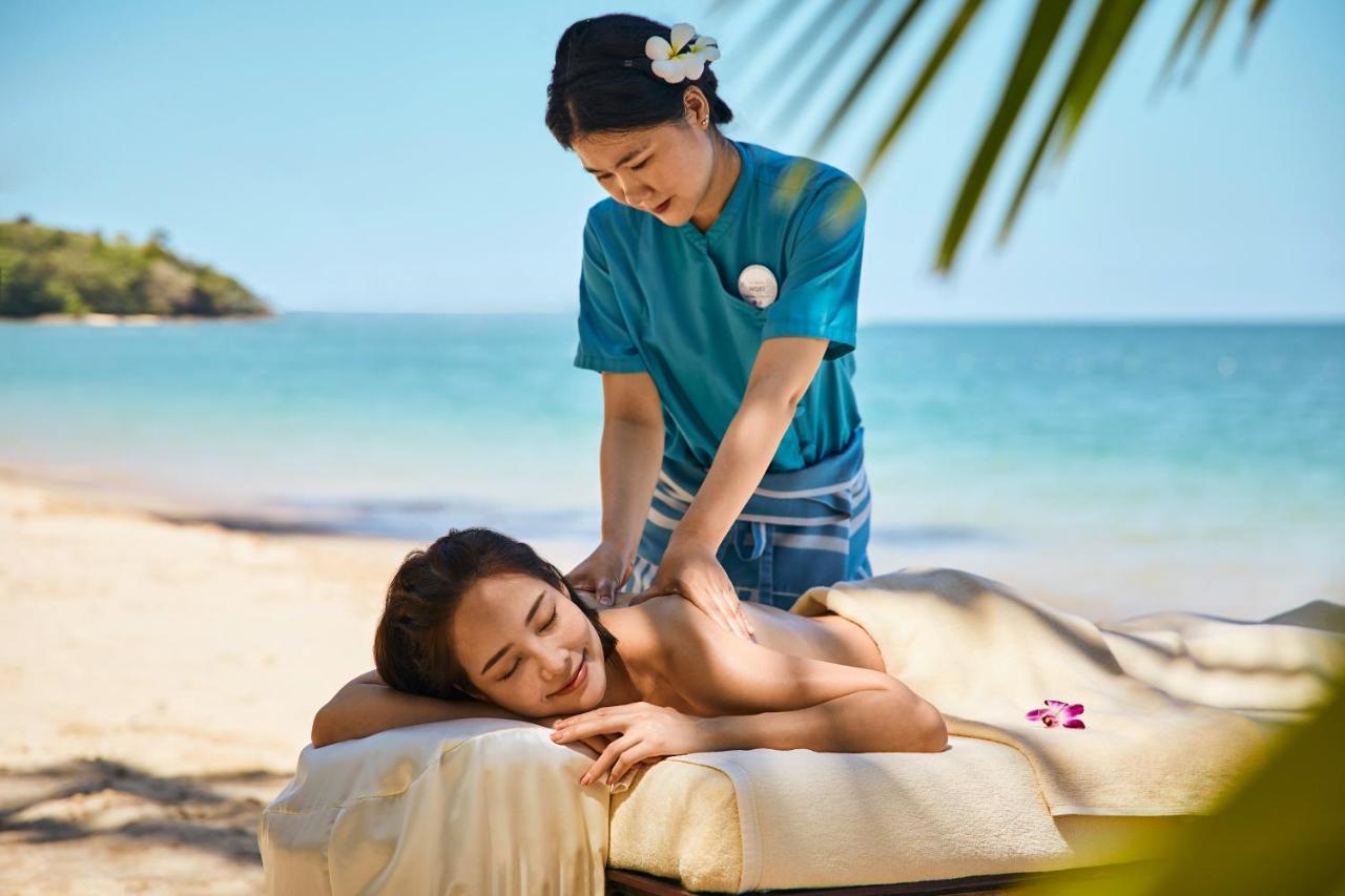 Hotel Robinson Khao Lak Exteriér fotografie